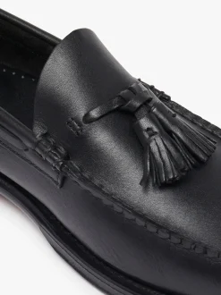 Weejuns Larkin Tassel Loafers Soft Black Leather