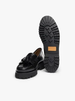 Weejuns 90s Esther Kiltie Tassel Loafers Black Leather