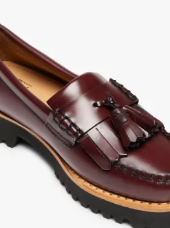 Weejuns 90s Esther Kiltie Tassel Loafers Wine Leather